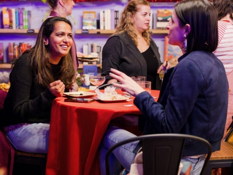 DD Community convo table